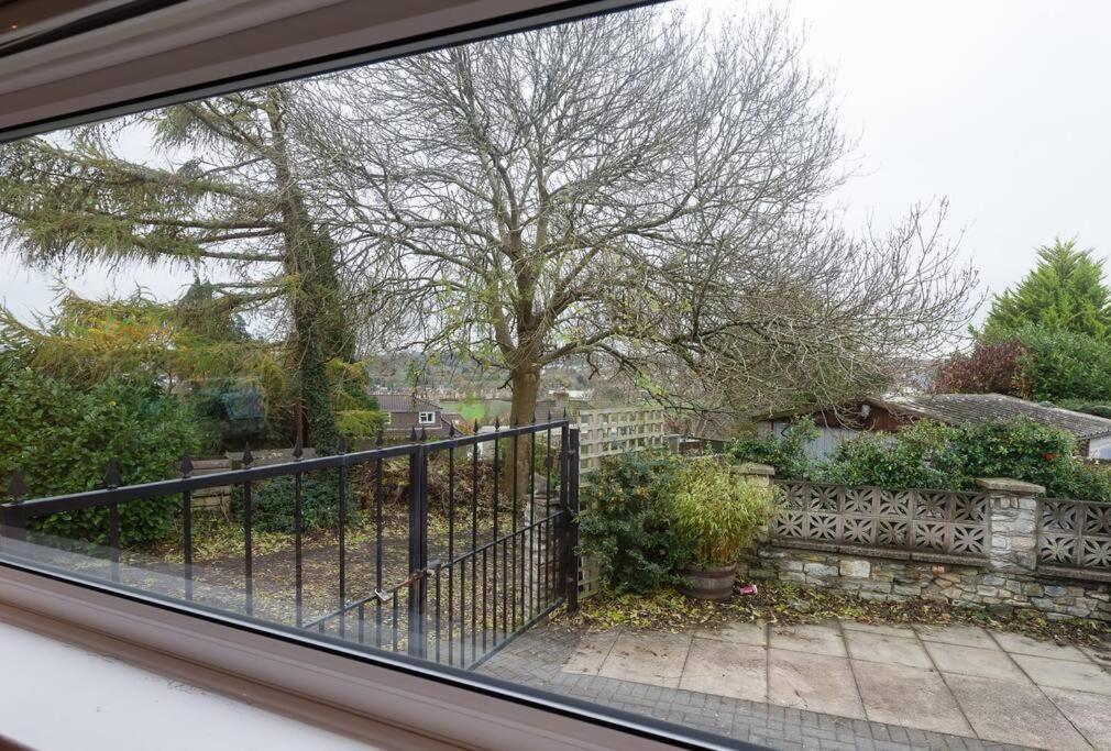 Bristol Self-Catering Studio+Kitchen+Parking Bagian luar foto